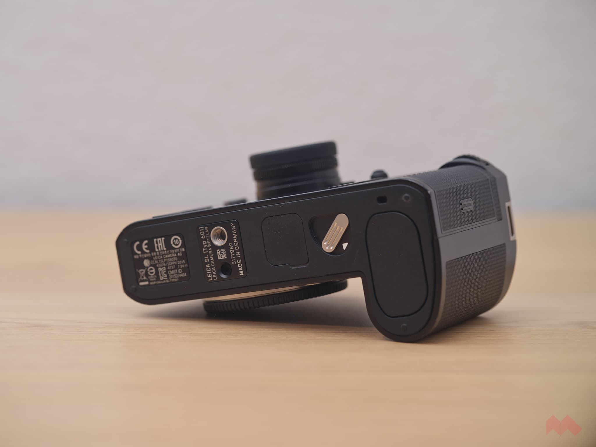 Leica SL 601 and Leica L-to-M Adapter - Image 5